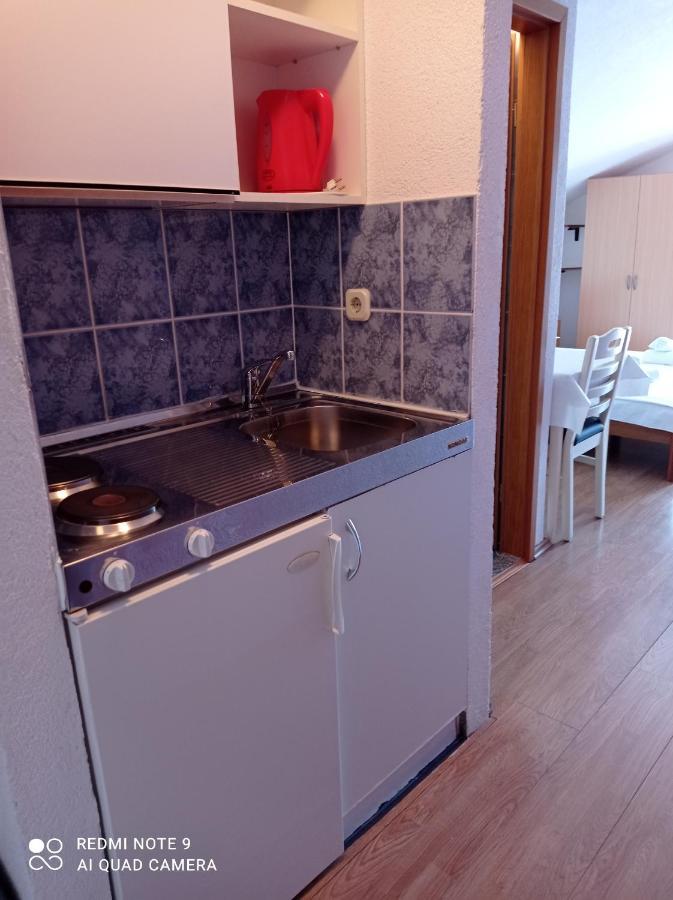 Apartments Mihovil Omiš Esterno foto