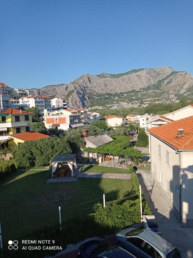 Apartments Mihovil Omiš Esterno foto